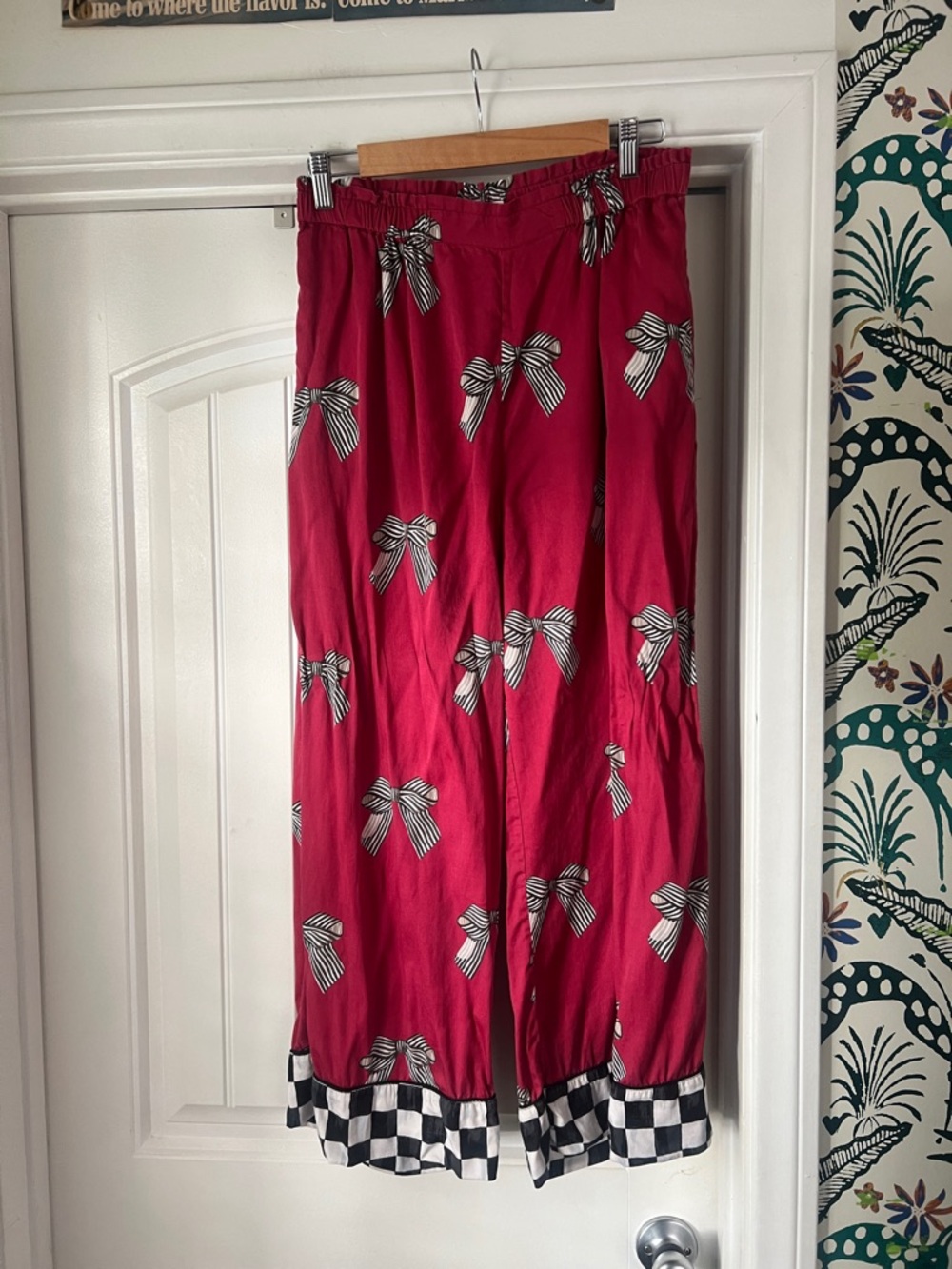 Mackenzie Childs X Printfresh Eco Satin Soho Pajama Set in Bows Small - Picture 6 of 8
